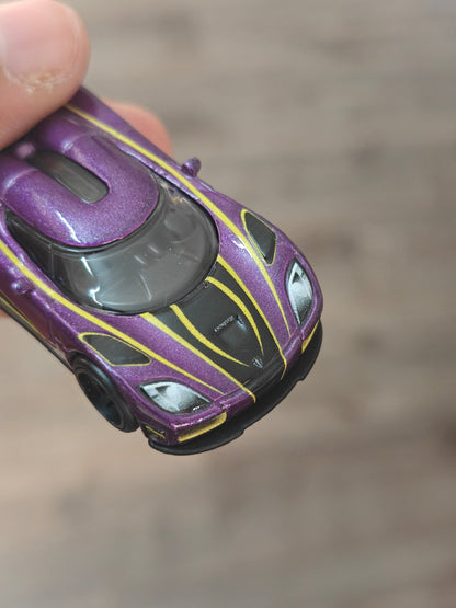 Premium Hot Wheels Koenigsegg Agera R - Purple (Uncarded - New) - Kinder Logs