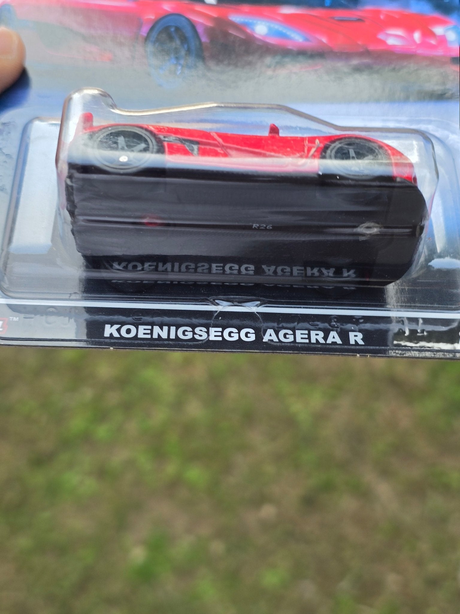 Premium Hot Wheels Koenigsegg Agera R - Red (Exotic Envy) - Kinder Logs
