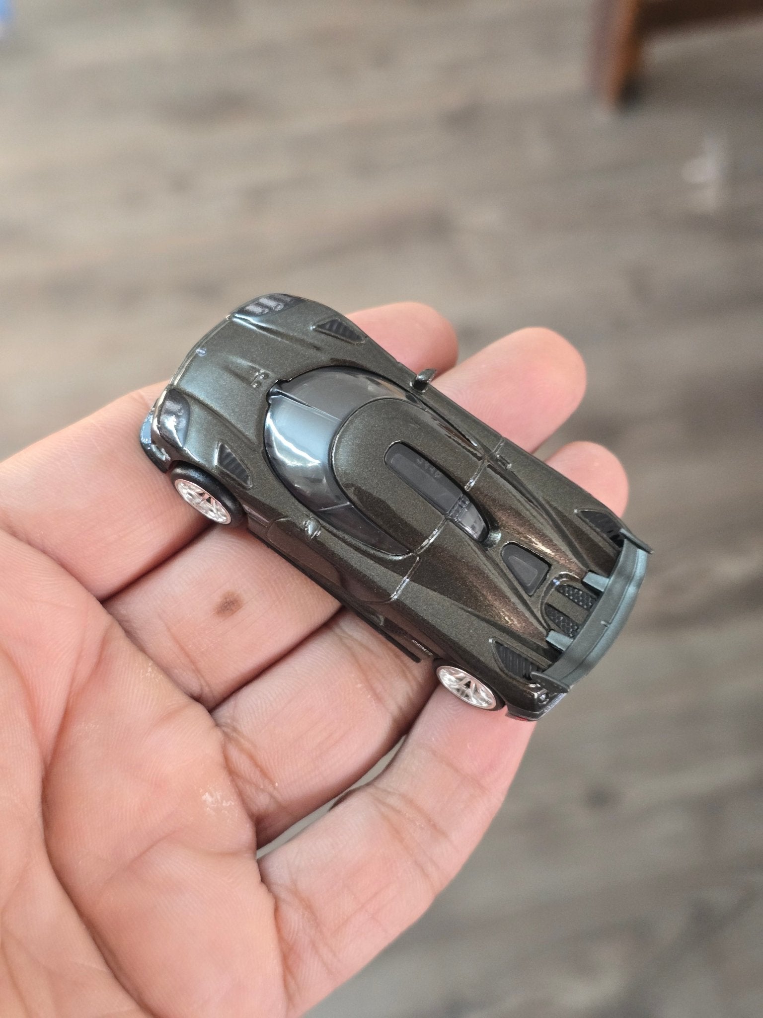 Premium Hot Wheels Koenigsegg CCXR (Uncarded - New) - Kinder Logs