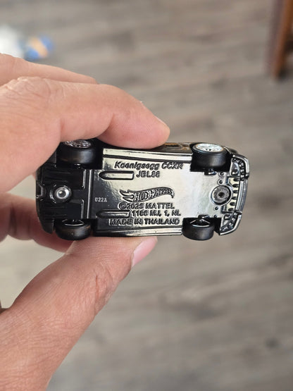 Premium Hot Wheels Koenigsegg CCXR (Uncarded - New) - Kinder Logs