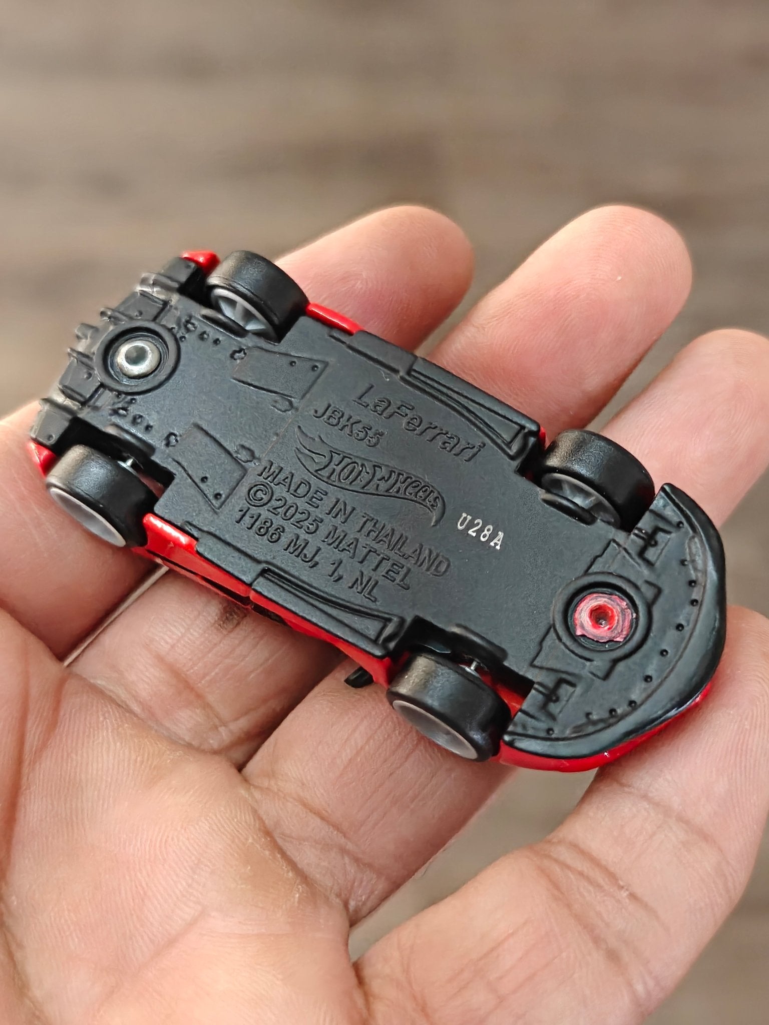 Premium Hot Wheels LaFerrari - Red (Uncarded - New) - Kinder Logs