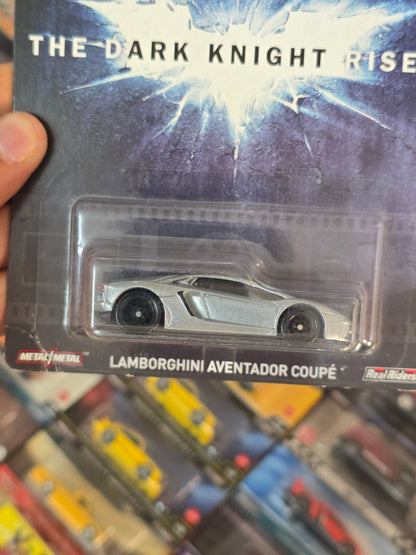 Premium Hot Wheels Lamborghini Aventador - Batman The Dark Knight Rises - Kinder Logs