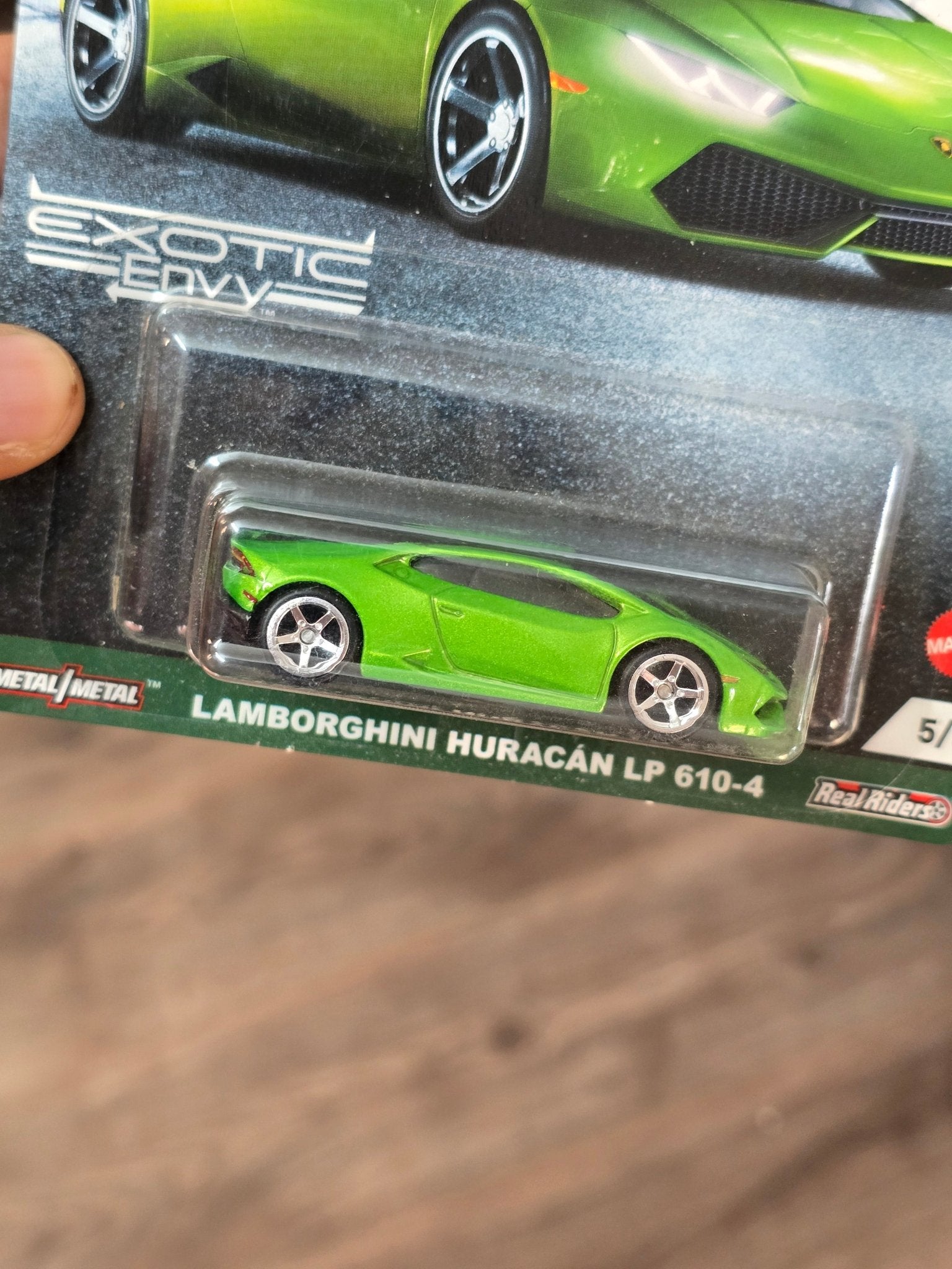 Premium Hot Wheels Lamborghini Huracan LP 610 - 4 (Imported) - Kinder Logs