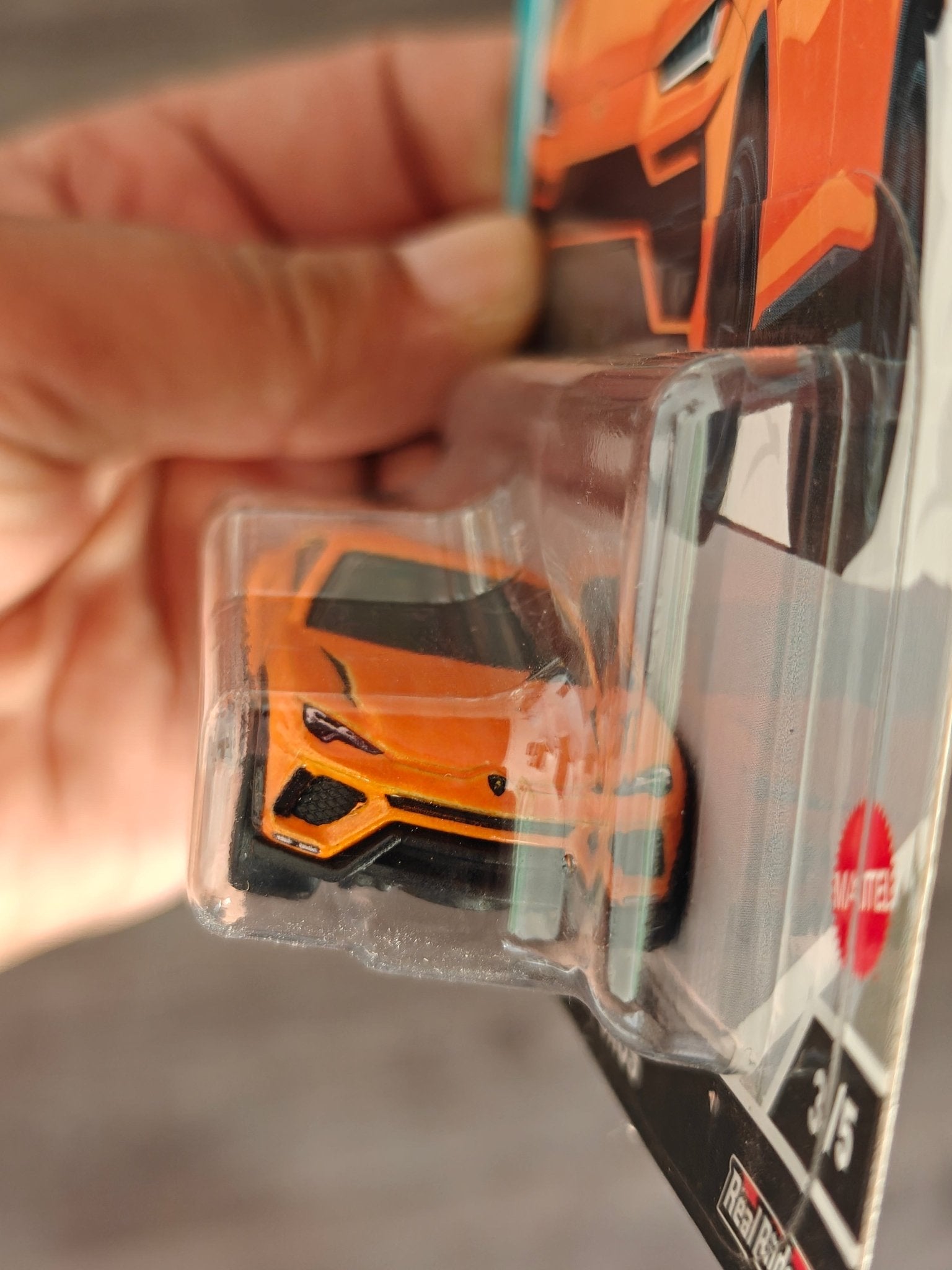 Premium Hot Wheels Lamborghini URUS - Auto Strasse (Imported) - Kinder Logs