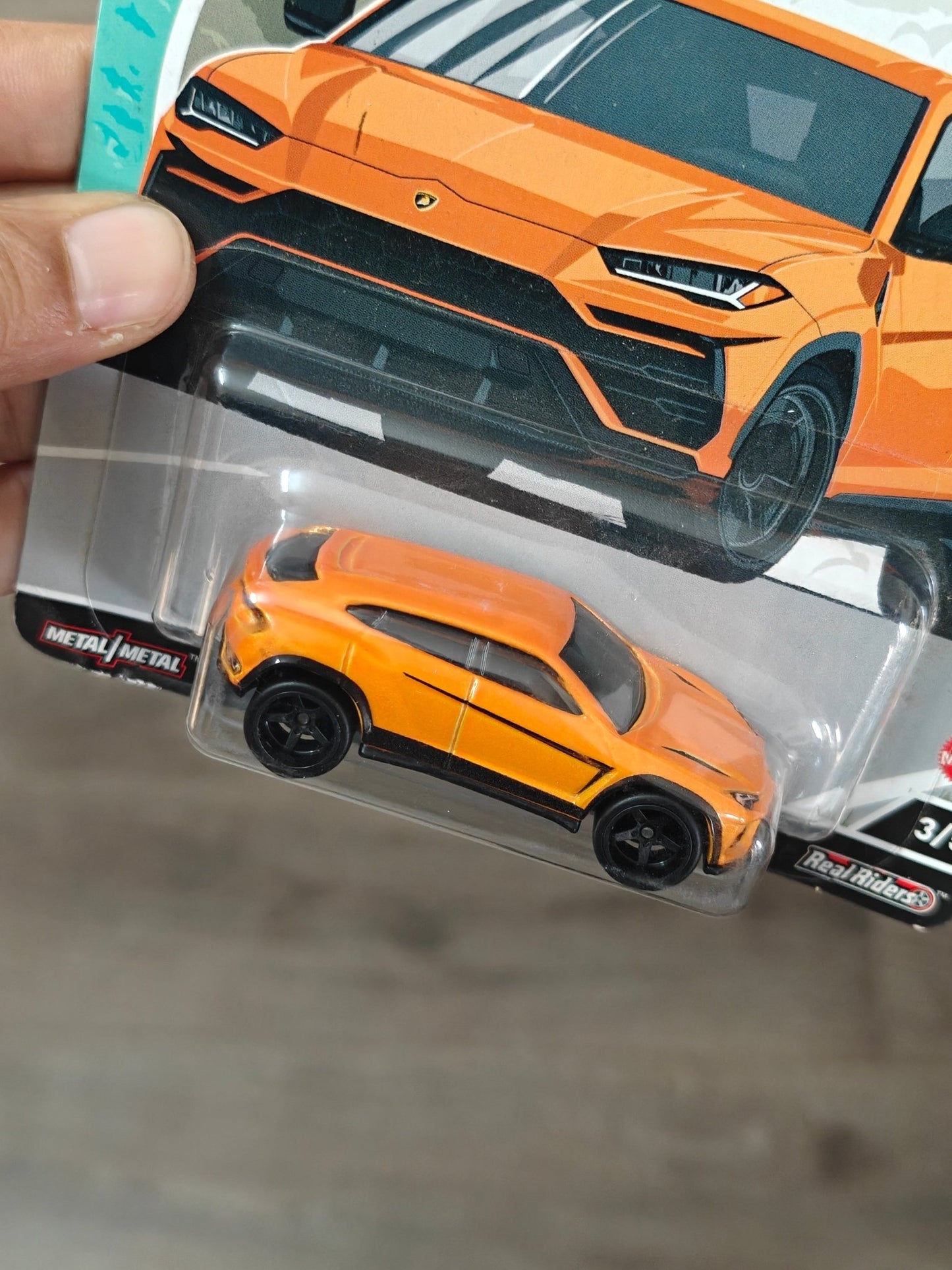 Premium Hot Wheels Lamborghini URUS (Imported) - Kinder Logs