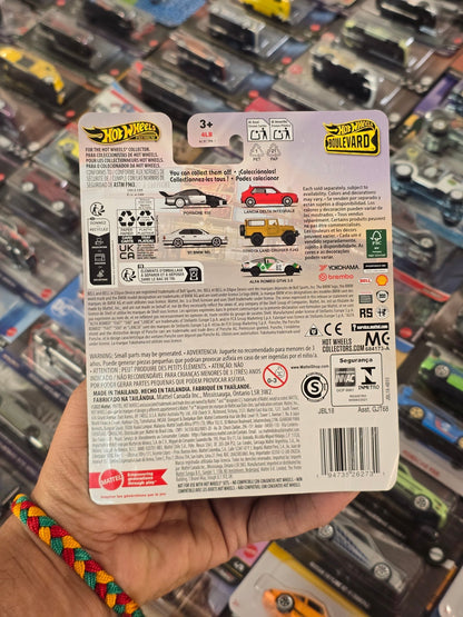 Premium Hot Wheels Lancia Delta Integrale - Boulevard 117 - Kinder Logs