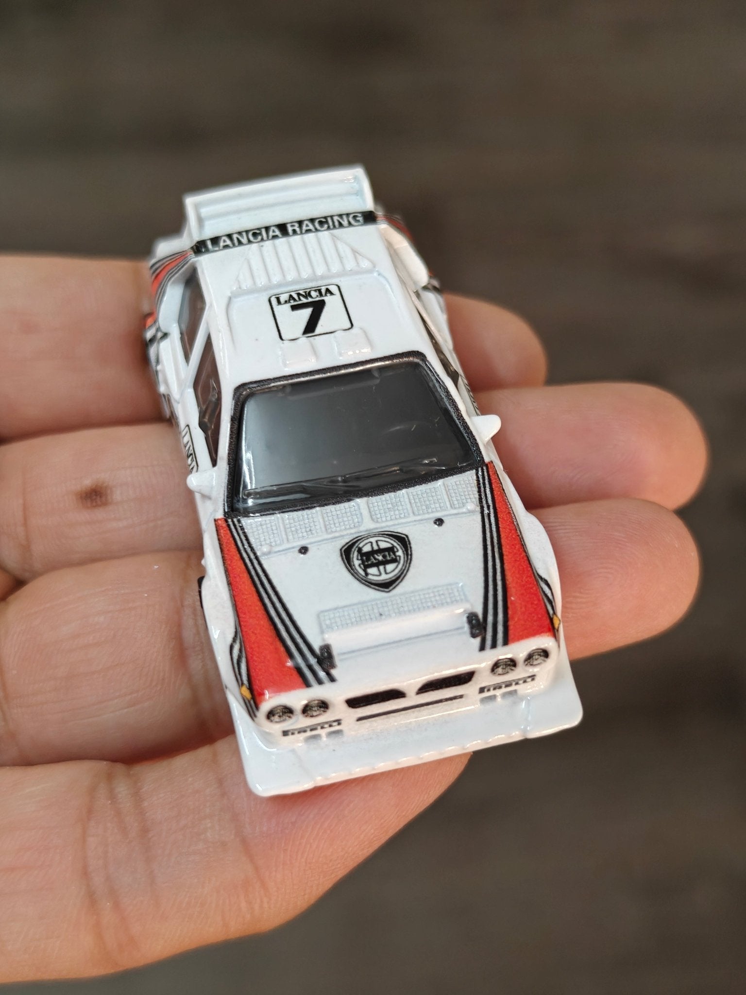 Premium Hot Wheels Lancia Delta S4 - White (Uncarded - New) - Kinder Logs