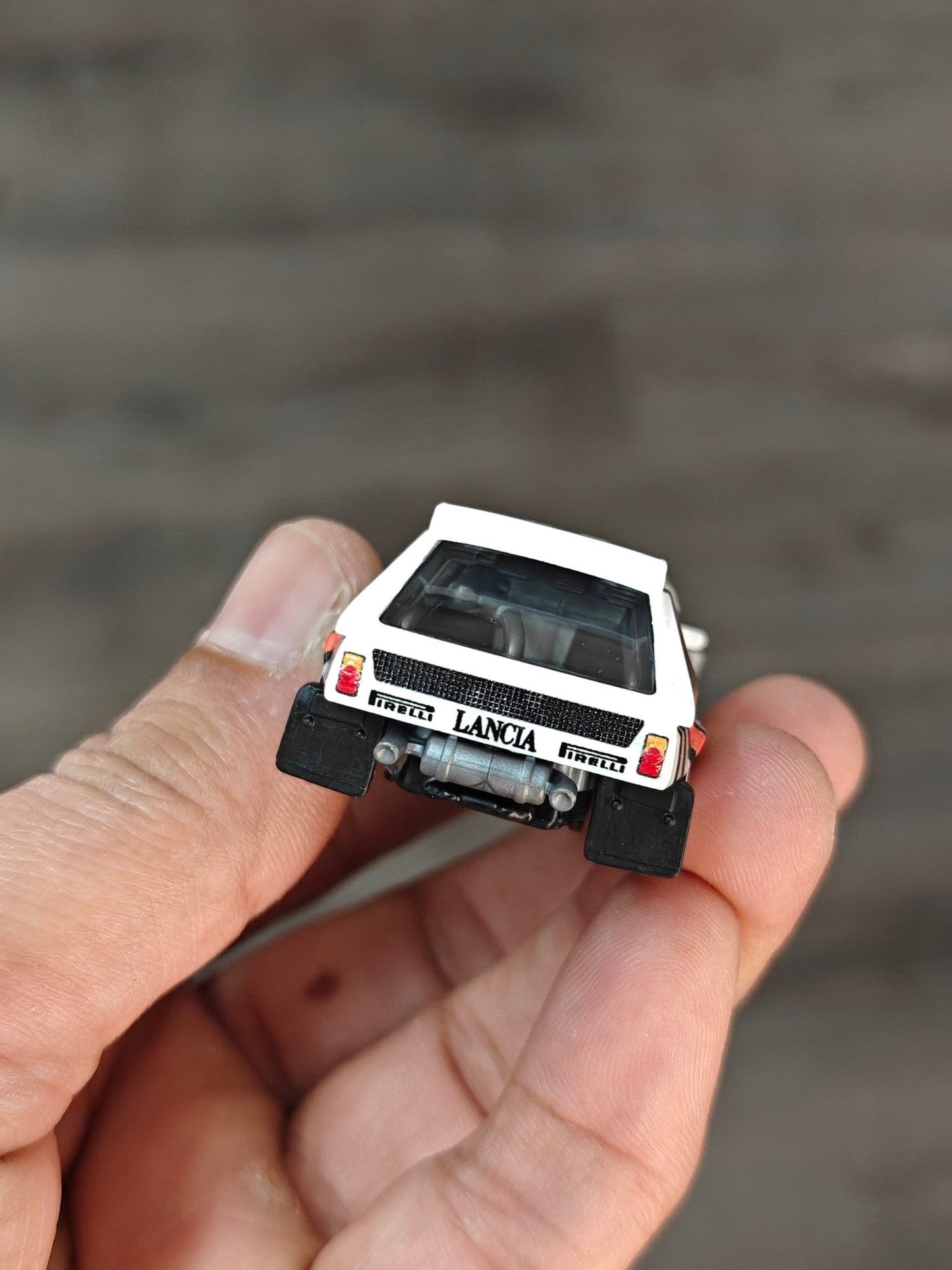 Premium Hot Wheels Lancia Delta S4 - White (Uncarded - New) - Kinder Logs