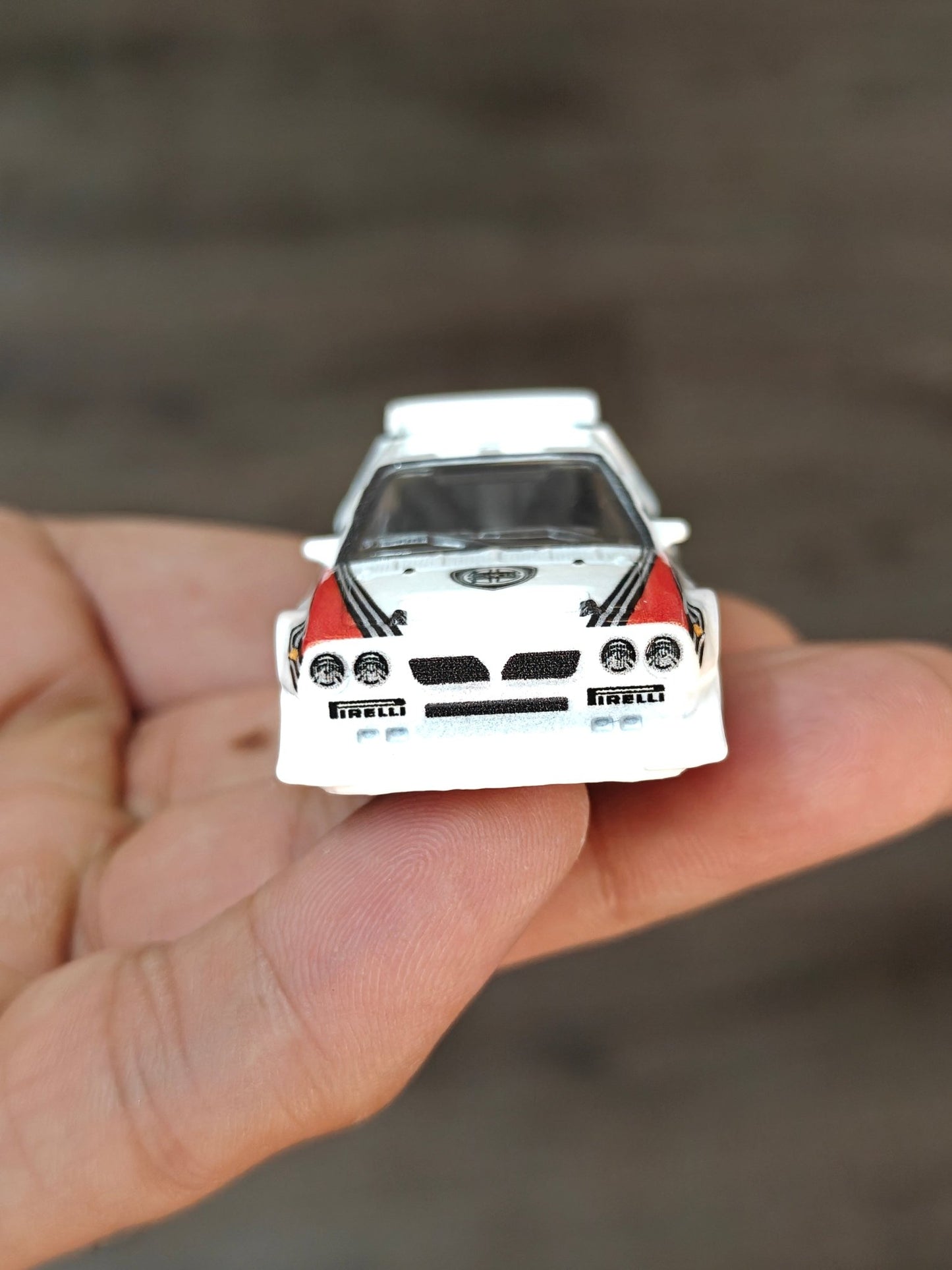 Premium Hot Wheels Lancia Delta S4 - White (Uncarded - New) - Kinder Logs