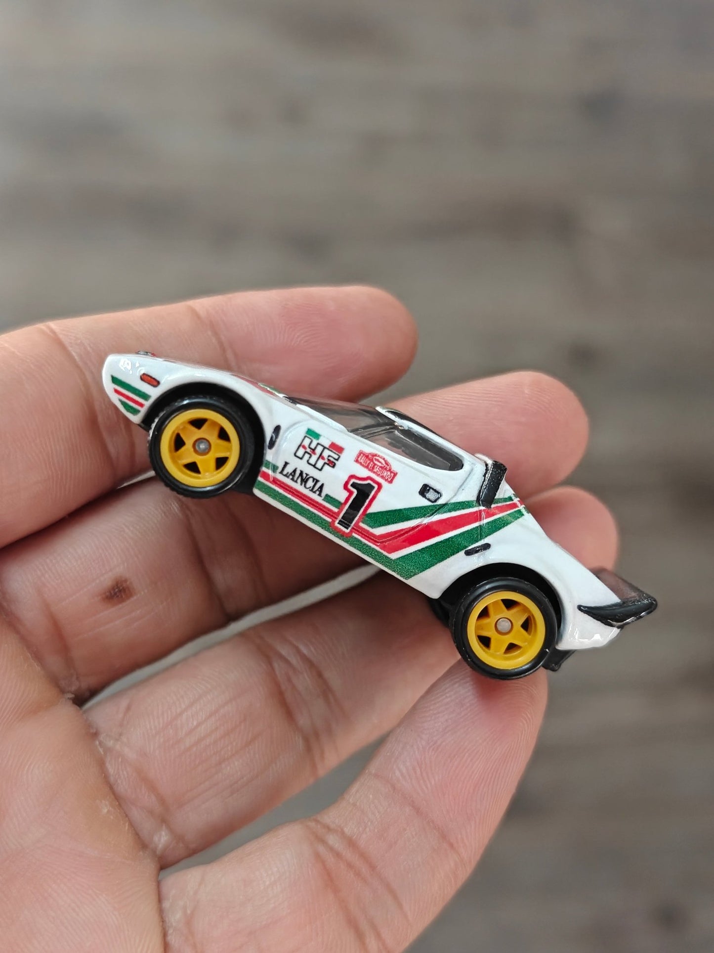 Premium Hot Wheels Lancia Stratos (Uncarded) - Kinder Logs