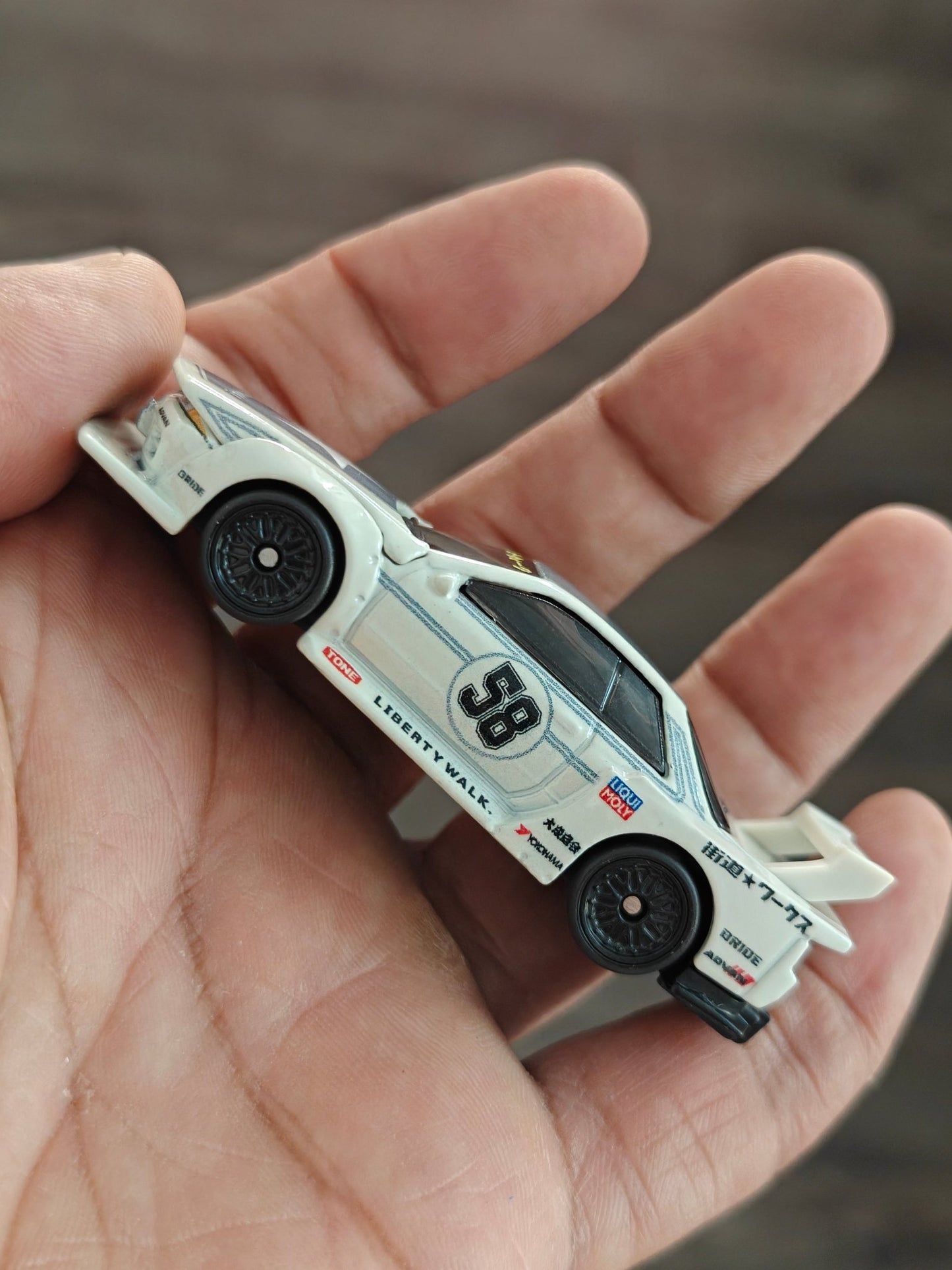 Premium Hot Wheels LB-Kaido Works Nissan R32 Skyline GT-R - Aero Styles (Uncarded - New) - Kinder Logs