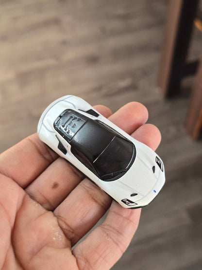 Premium Hot Wheels Maserati MC20 (Uncarded - New) - Kinder Logs