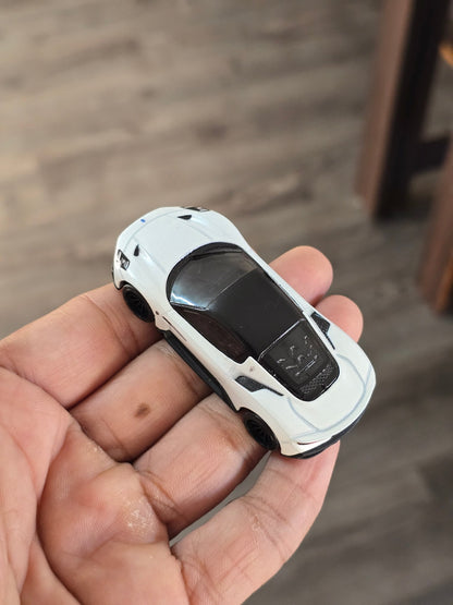 Premium Hot Wheels Maserati MC20 (Uncarded - New) - Kinder Logs