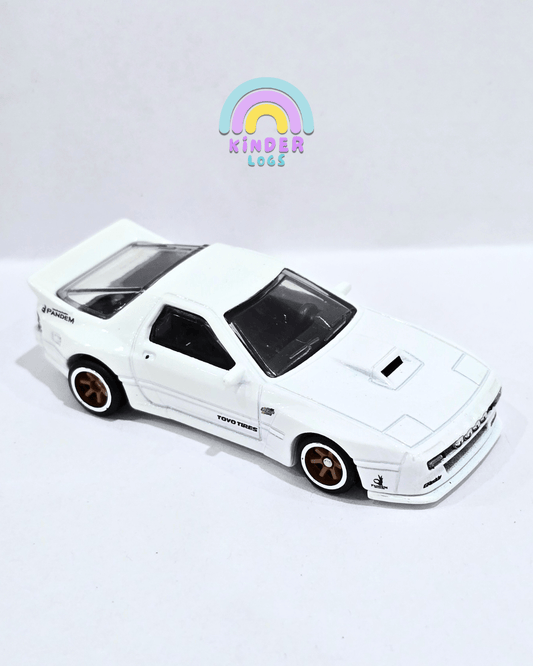 Premium Hot Wheels Mazda RX7 FC Pandem - White (Uncarded) - Kinder Logs