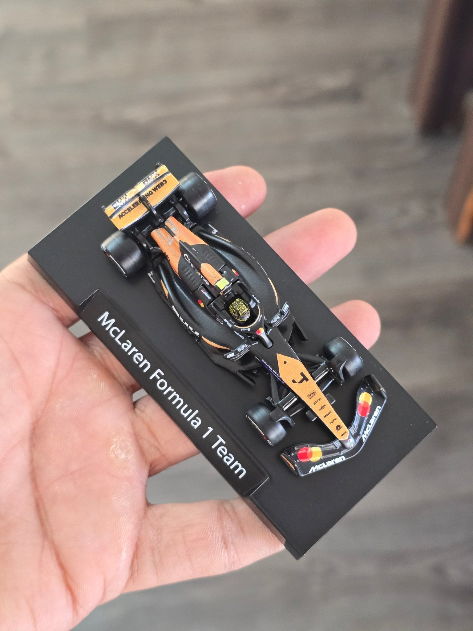 Premium Hot Wheels McLaren Formula 1 Team 4 (Uncarded - New) - Kinder Logs