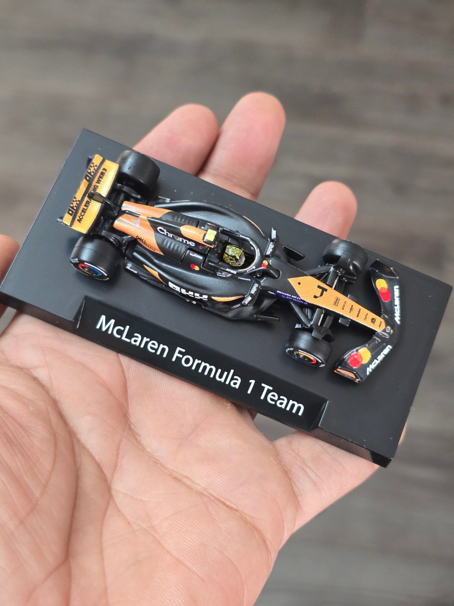Premium Hot Wheels McLaren Formula 1 Team 4 (Uncarded - New) - Kinder Logs
