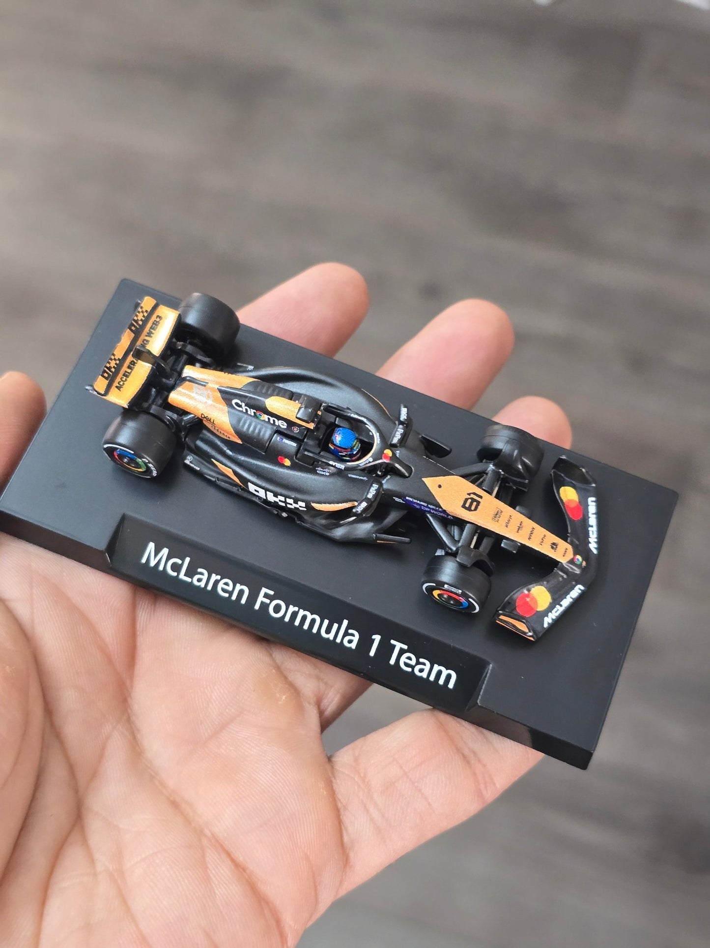 Premium Hot Wheels McLaren Formula 1 Team 81 (Uncarded - New) - Kinder Logs