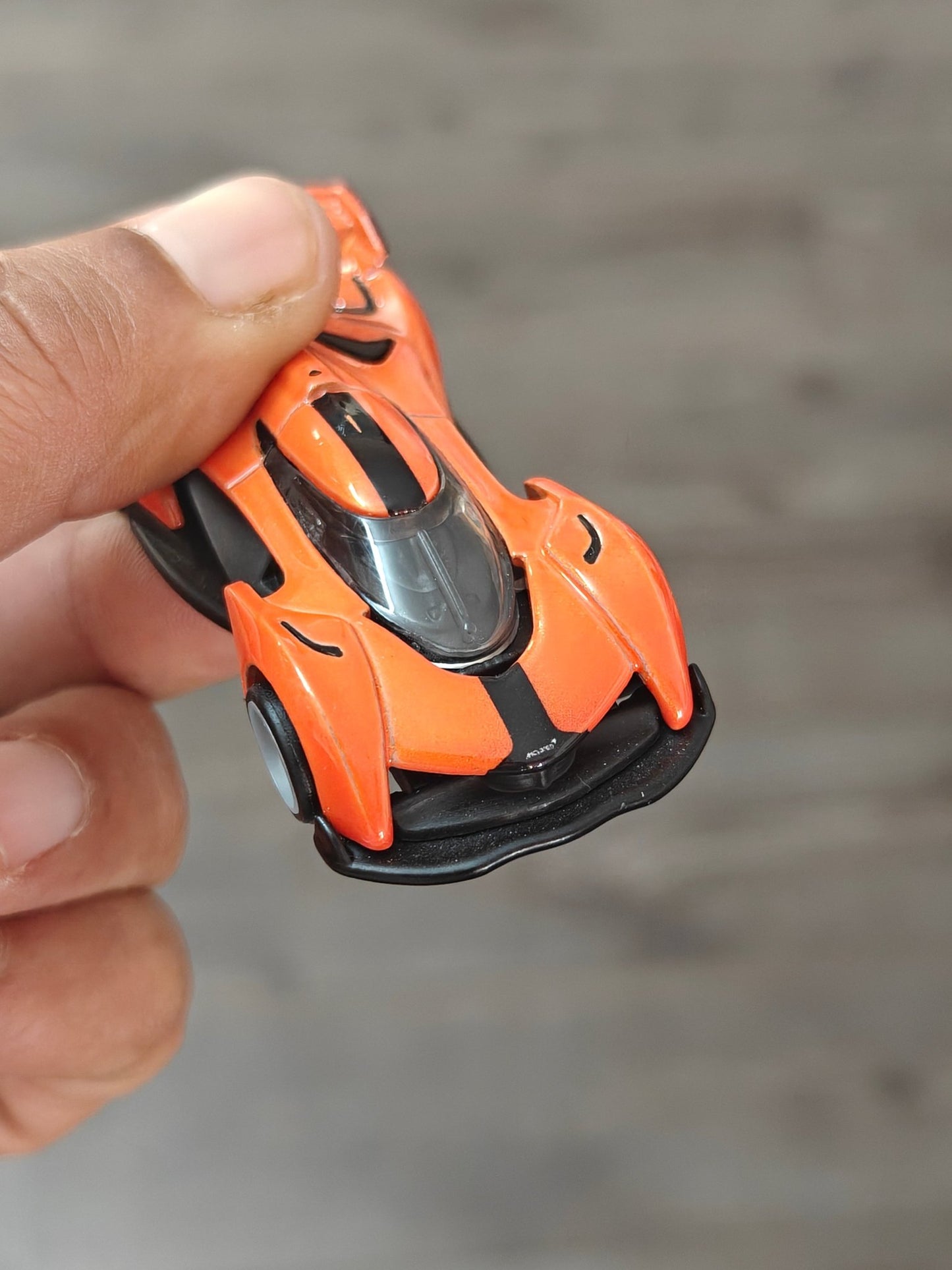 Premium Hot Wheels McLaren Solus GT - Orange (Uncarded - New) - Kinder Logs
