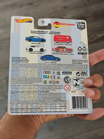 Premium Hot Wheels Mercedes - Benz 300 SEL 6.8 AMG - Deutschland Design (Imported) - Kinder Logs