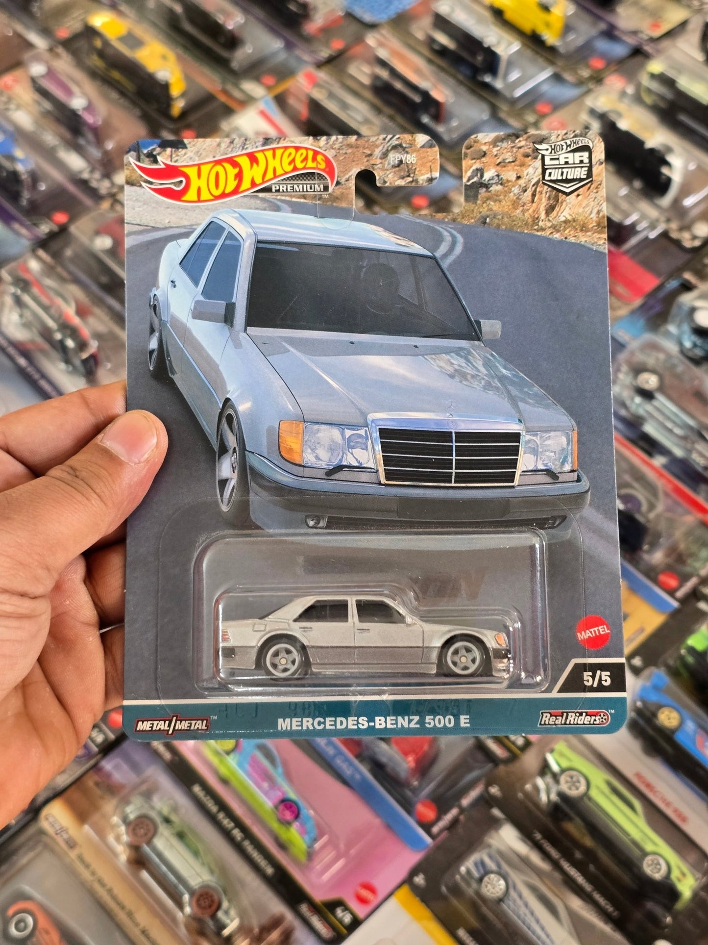 Premium Hot Wheels Mercedes - Benz 500 E (Imported) - Kinder Logs