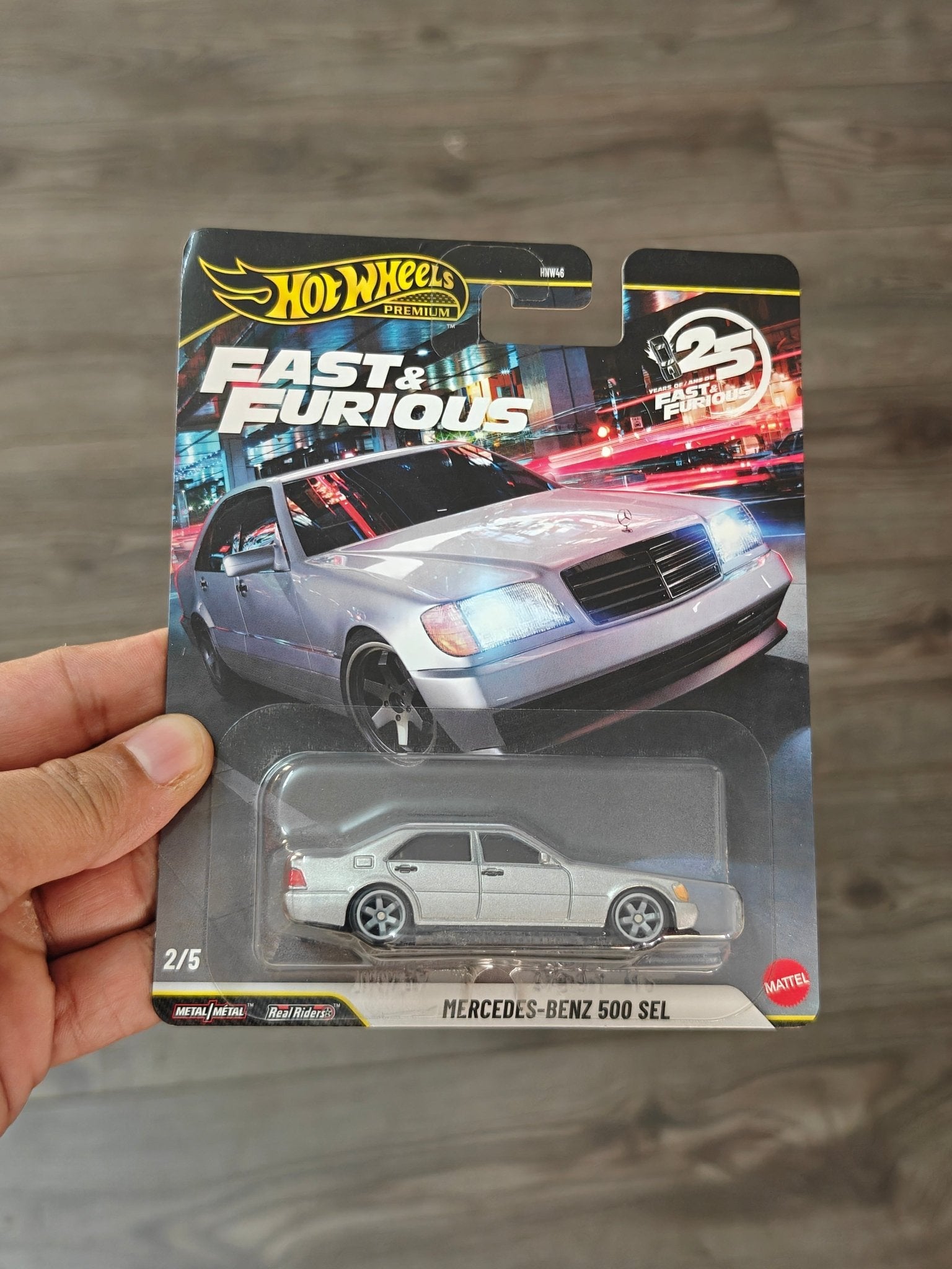 Premium Hot Wheels Mercedes - Benz 500 SEL - Fast And Furious (Imported) - Kinder Logs