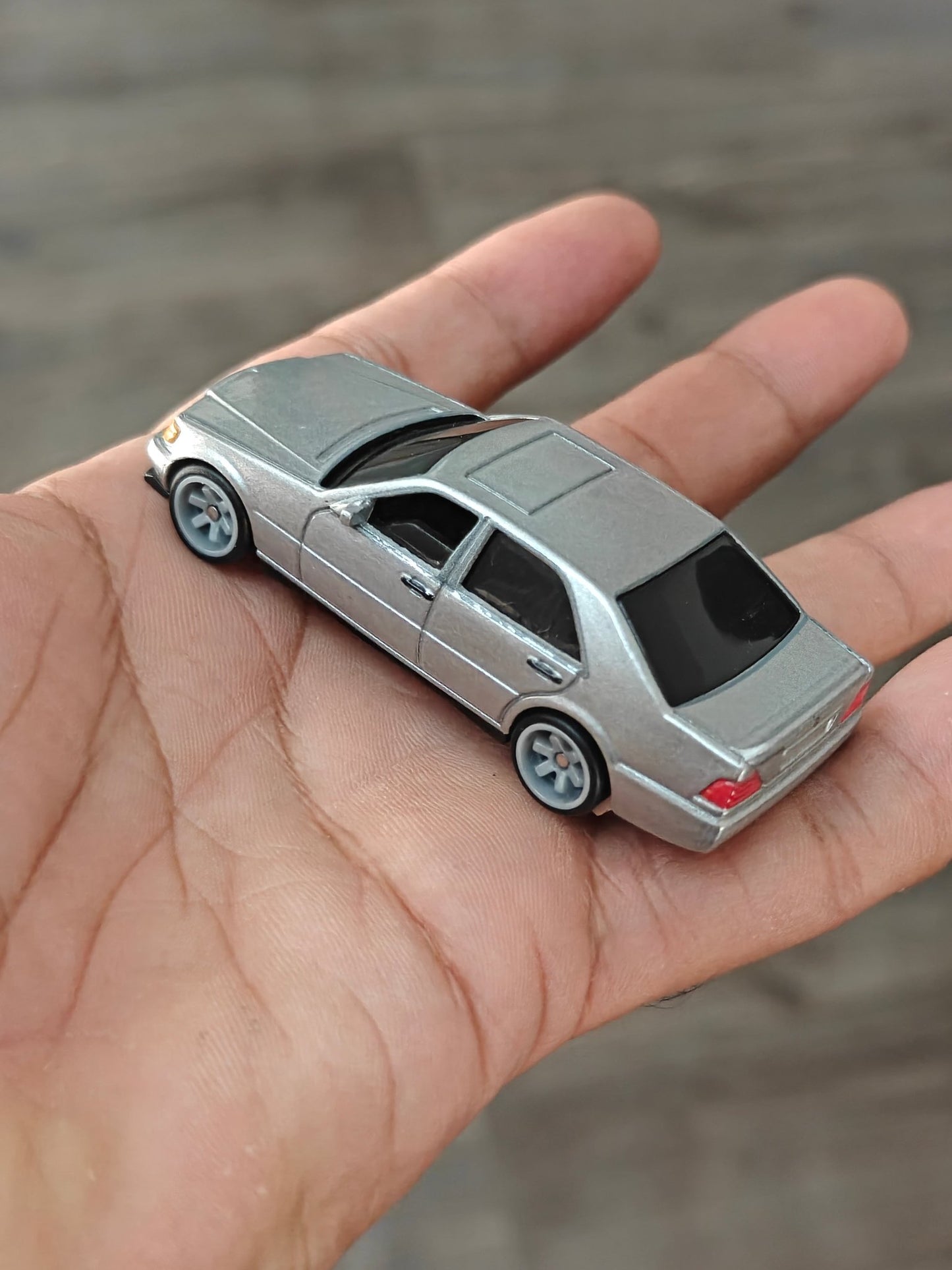 Premium Hot Wheels Mercedes - Benz 500 SEL - Silver (Uncarded - New) - Kinder Logs