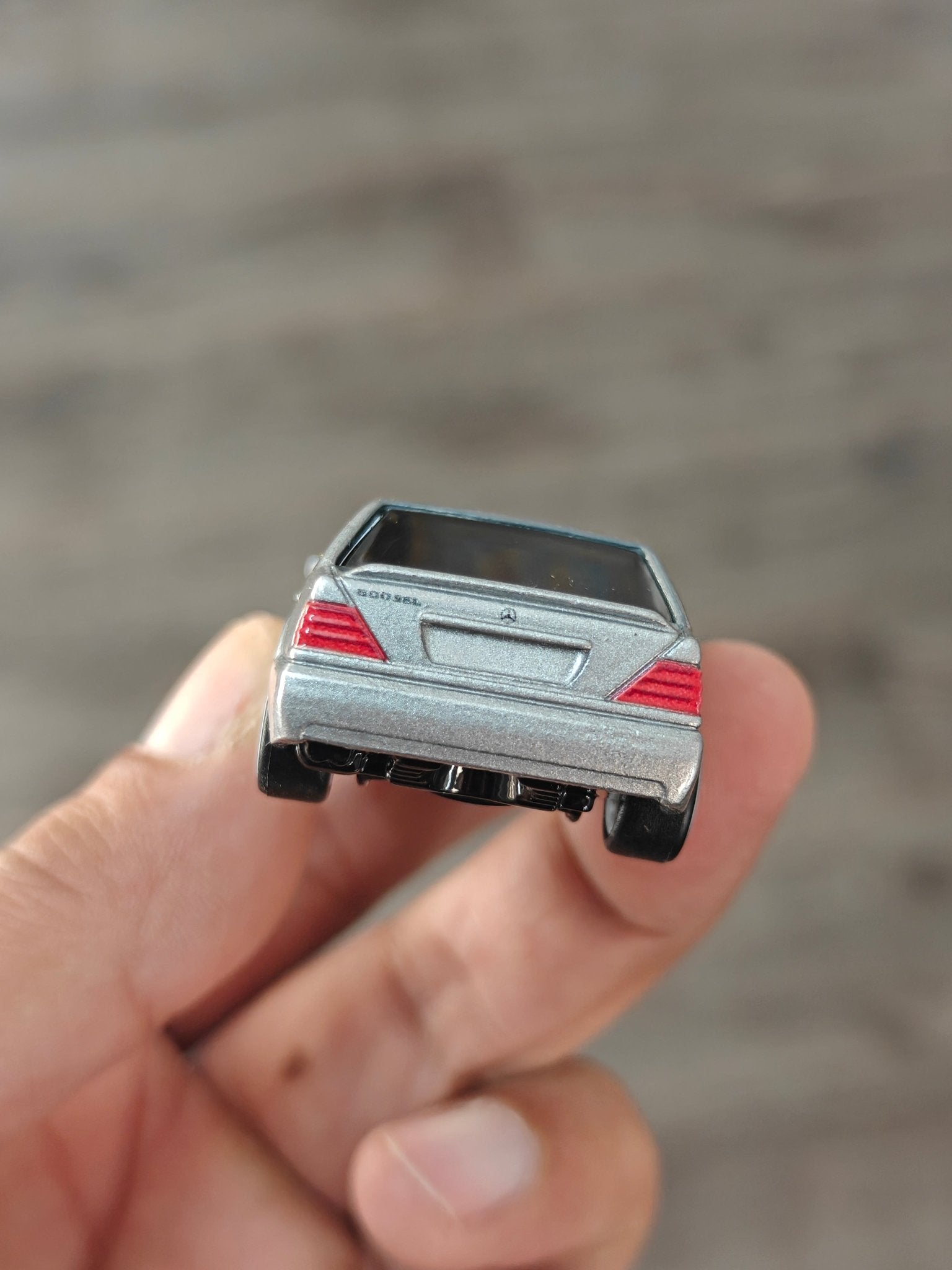Premium Hot Wheels Mercedes - Benz 500 SEL - Silver (Uncarded - New) - Kinder Logs
