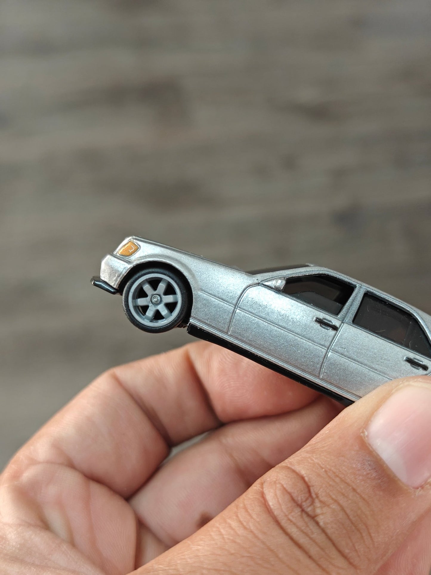 Premium Hot Wheels Mercedes - Benz 500 SEL - Silver (Uncarded - New) - Kinder Logs
