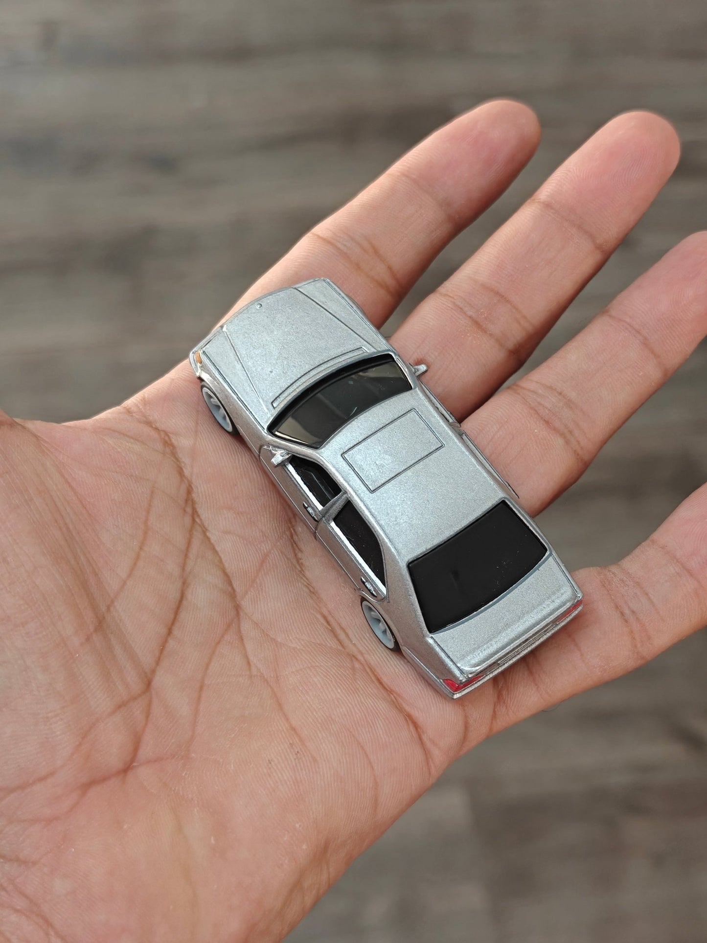 Premium Hot Wheels Mercedes - Benz 500 SEL - Silver (Uncarded - New) - Kinder Logs