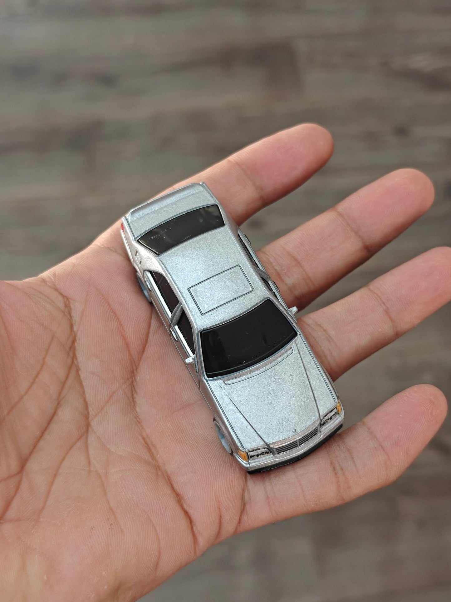 Premium Hot Wheels Mercedes - Benz 500 SEL - Silver (Uncarded - New) - Kinder Logs