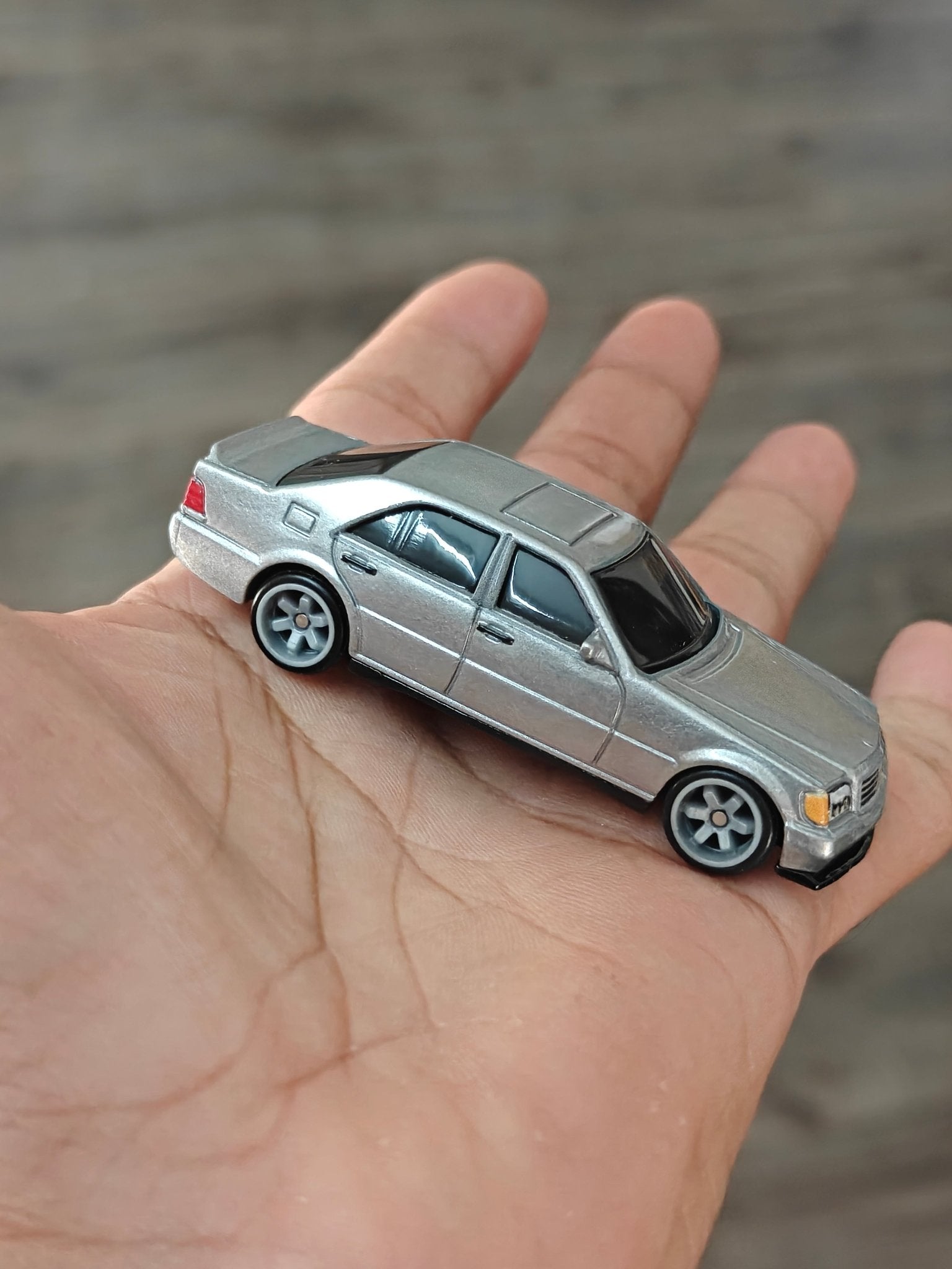 Premium Hot Wheels Mercedes - Benz 500 SEL - Silver (Uncarded - New) - Kinder Logs