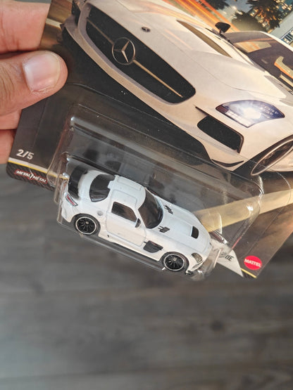 Premium Hot Wheels Mercedes-Benz SLS AMG Coupe Black Series (Imported) - Kinder Logs