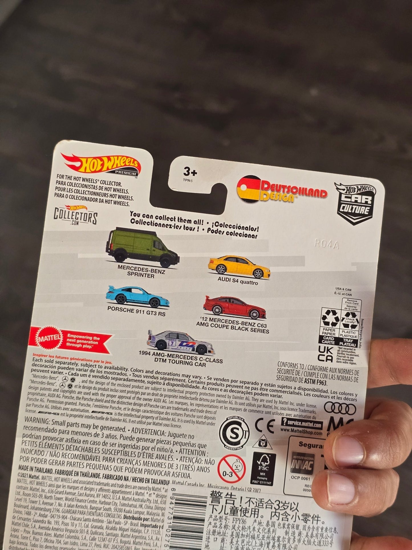 Premium Hot Wheels Mercedes - Benz Sprinter - Green (Deutschland Design) - Kinder Logs