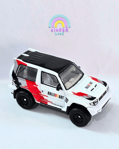 Premium Hot Wheels Mitsubishi Pajero Evolution - White (Uncarded - New) - Kinder Logs