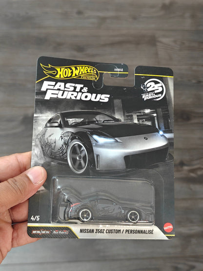 Premium Hot Wheels Nissan 350Z Custom (Imported) - Kinder Logs
