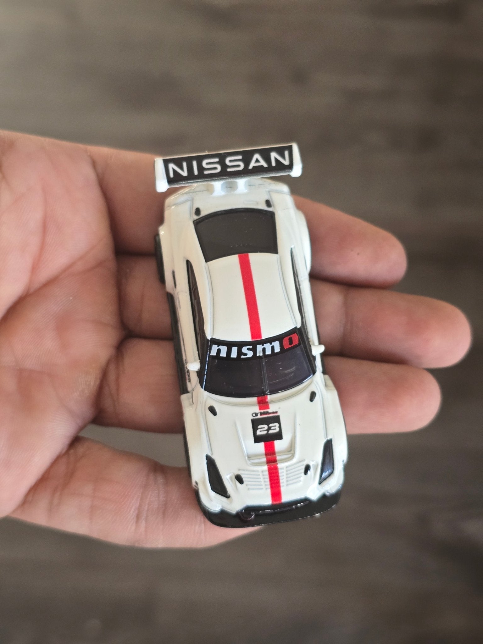 Premium Hot Wheels Nissan GT - R Nismo GT3 (Uncarded - New) - Kinder Logs