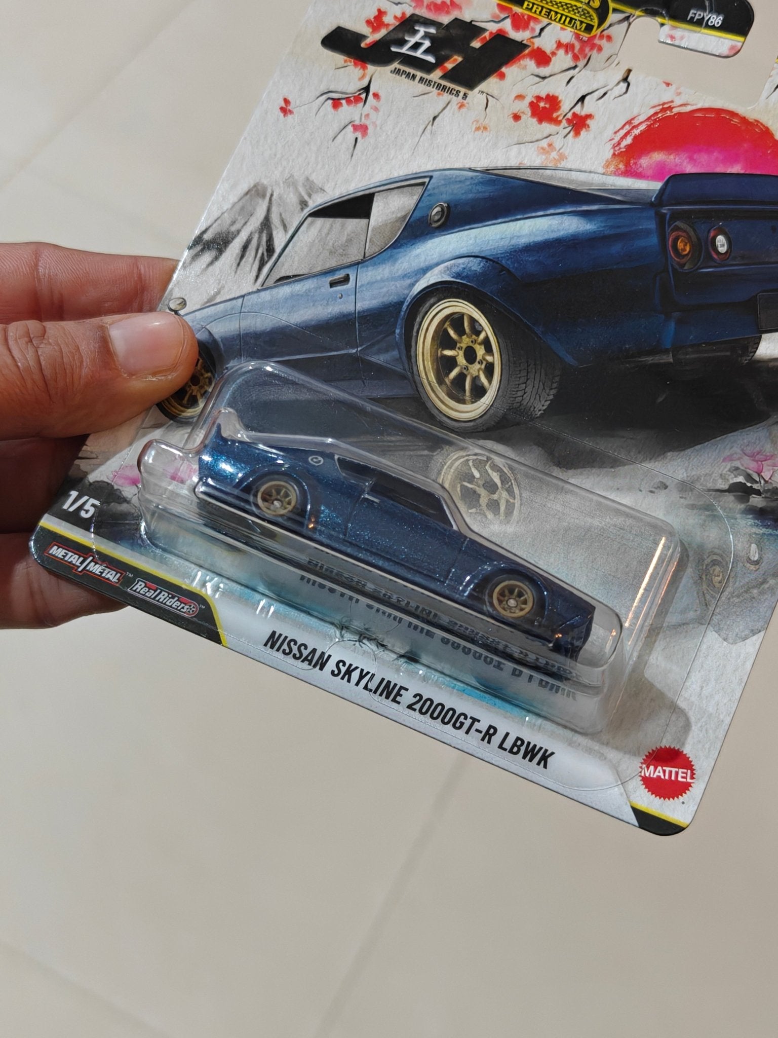 Premium Hot Wheels Nissan Skyline 2000 GT - R LBWK - Japan Historics 5 (Imported) - Kinder Logs