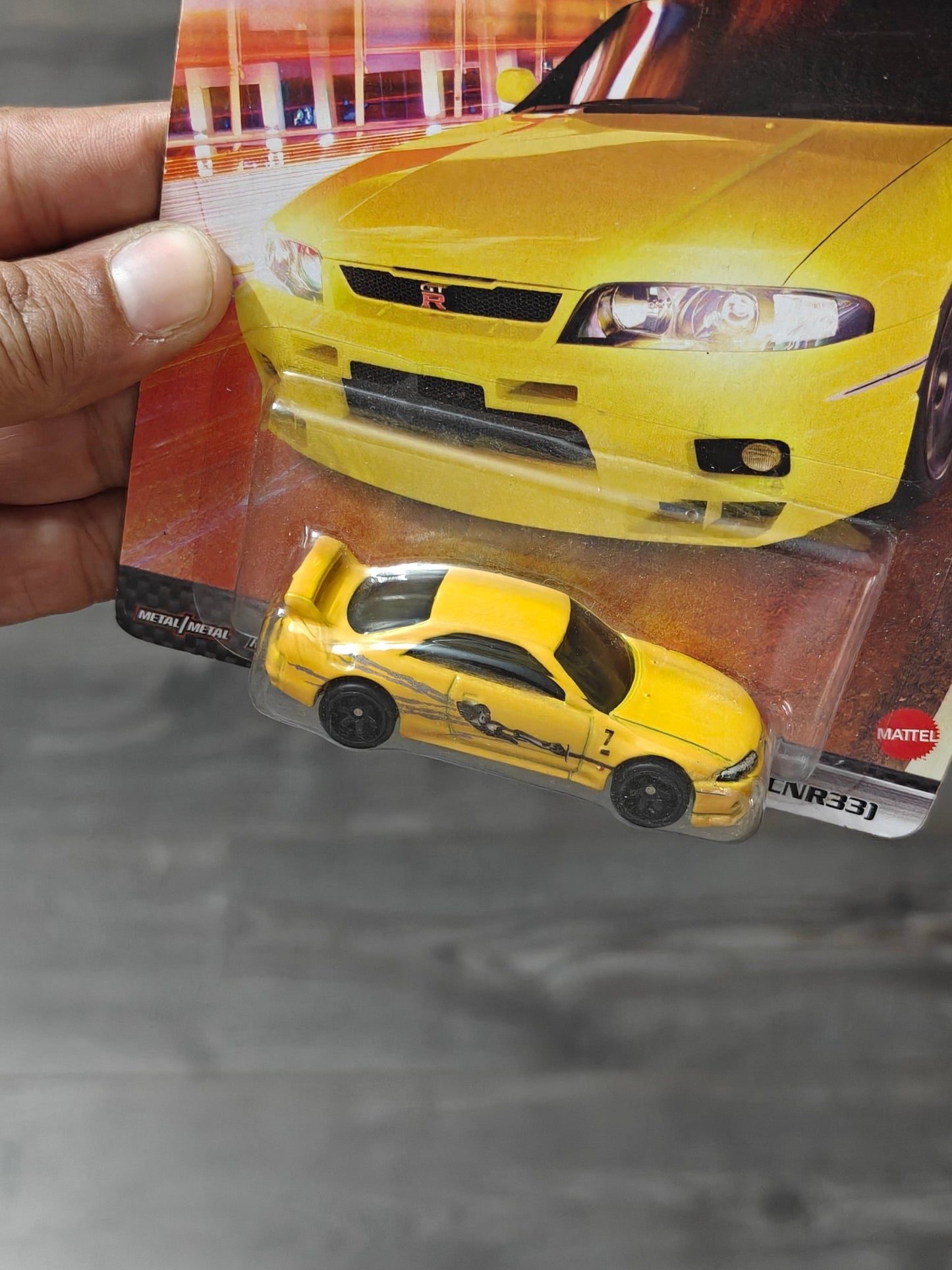 Premium Hot Wheels Nissan Skyline GT - R (BCNR33) - Fast & Furious - Kinder Logs