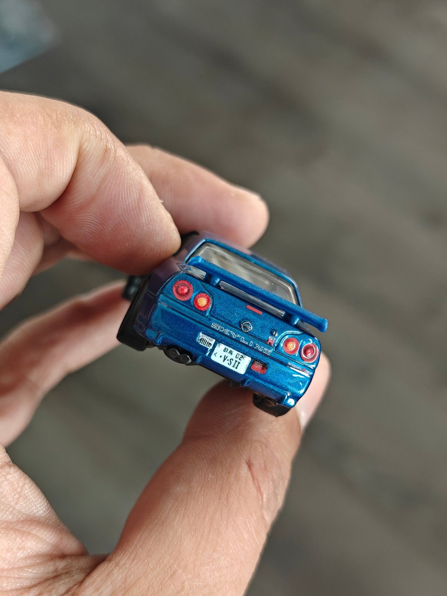 Premium Hot Wheels Nissan Skyline GT - R BNR34 - Blue (Uncarded - New) - Kinder Logs