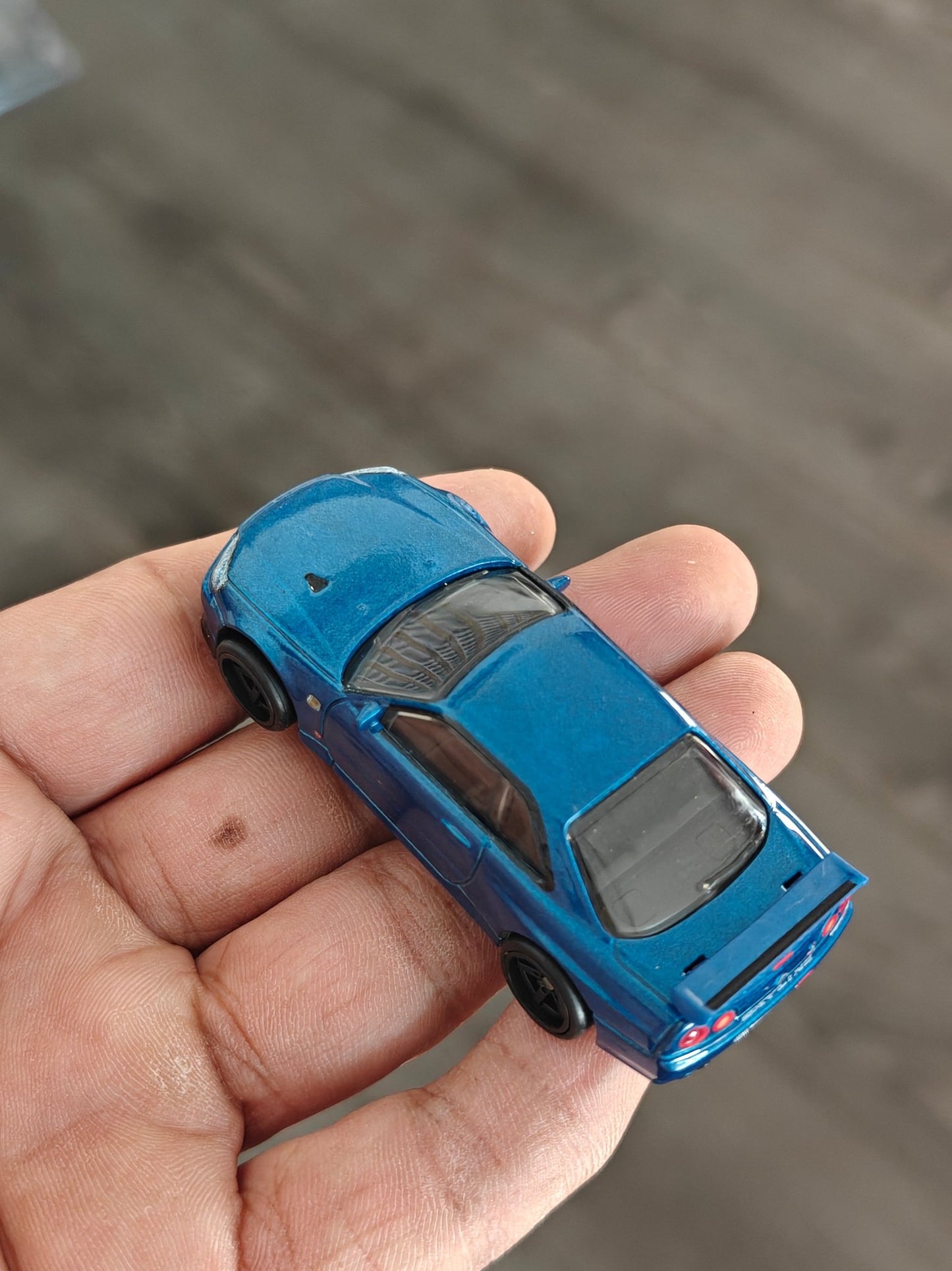 Premium Hot Wheels Nissan Skyline GT - R BNR34 - Blue (Uncarded - New) - Kinder Logs