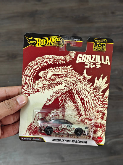 Premium Hot Wheels Nissan Skyline GT - R BNR34 GODZILLA (Imported) - Kinder Logs