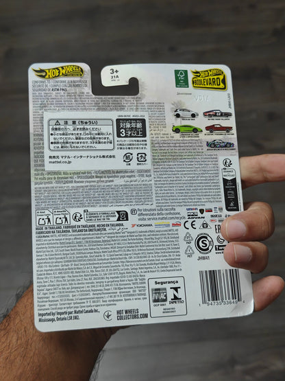 Premium Hot Wheels Nissan Skyline GT-R (R32) Pandem - Boulevard 150 (Imported) - Kinder Logs