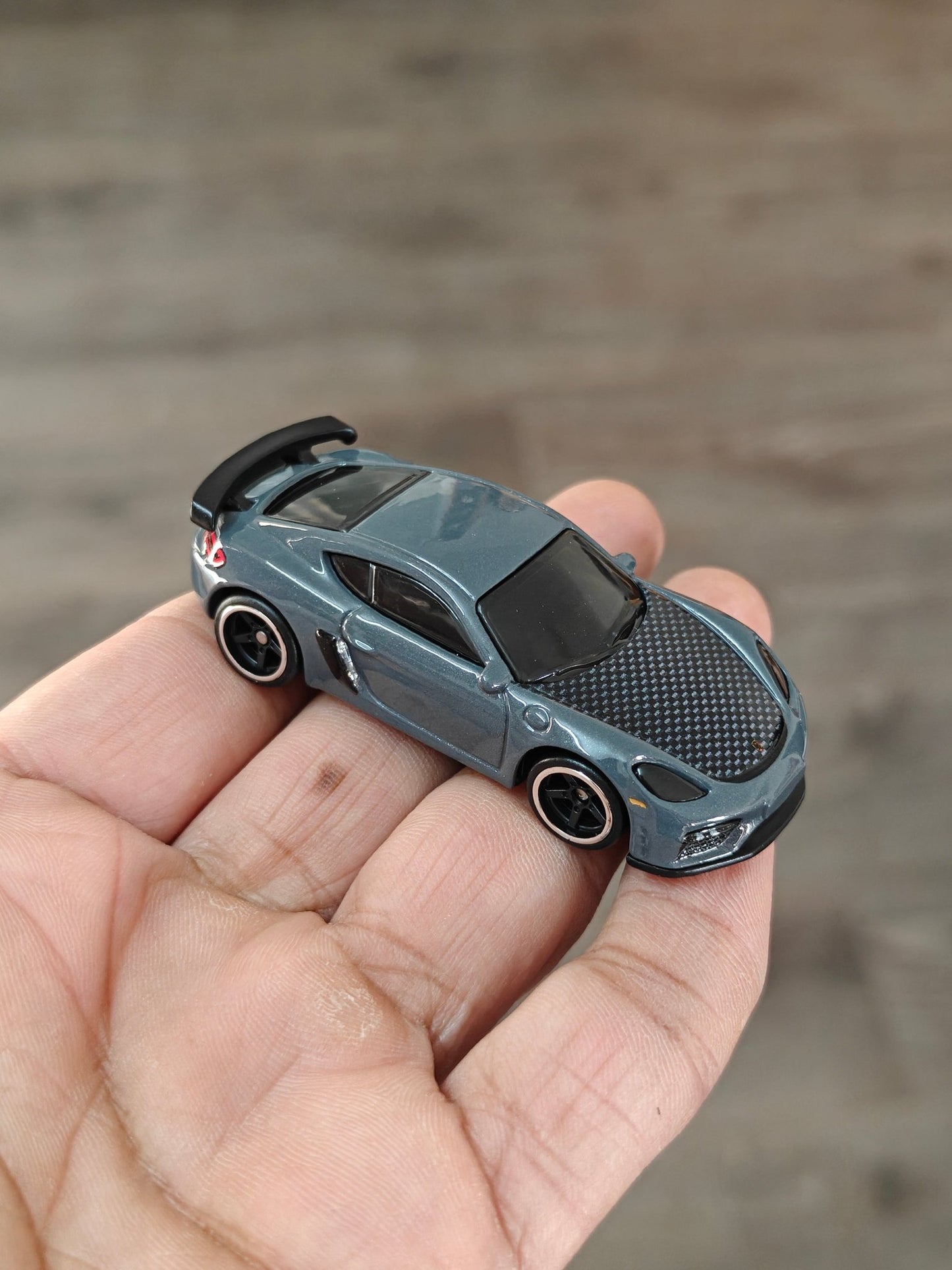 Premium Hot Wheels Porsche 718 Cayman GT4 - Grey (Uncarded - New) - Kinder Logs