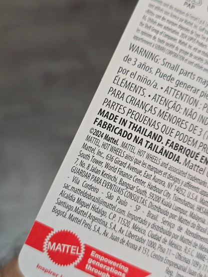 Premium Hot Wheels Porsche 911 GT3 R (992) - Circuit Legends (Imported) - Kinder Logs