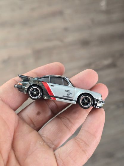 Premium Hot Wheels Porsche 911 Turbo (930) - Cyberpunk (Uncarded - New) - Kinder Logs