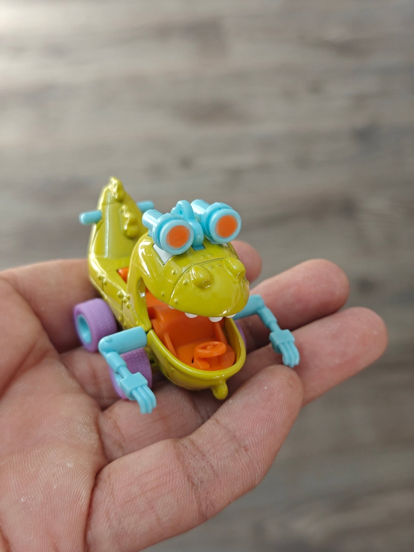 Premium Hot Wheels Reptar Wagon (Uncarded - New) - Kinder Logs