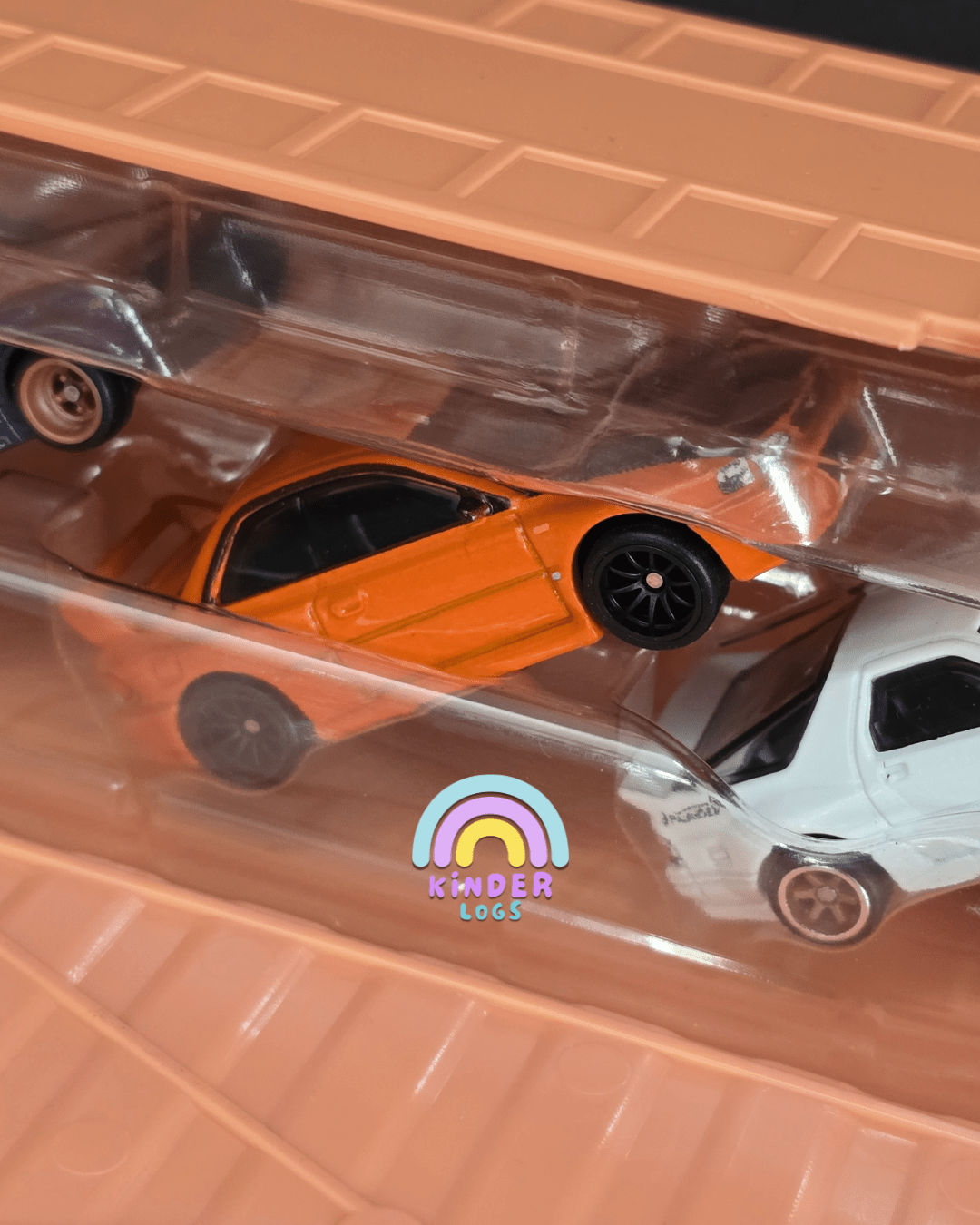 Premium Hot Wheels Ronin Run Container Set (5 Cars Pack) - Kinder Logs
