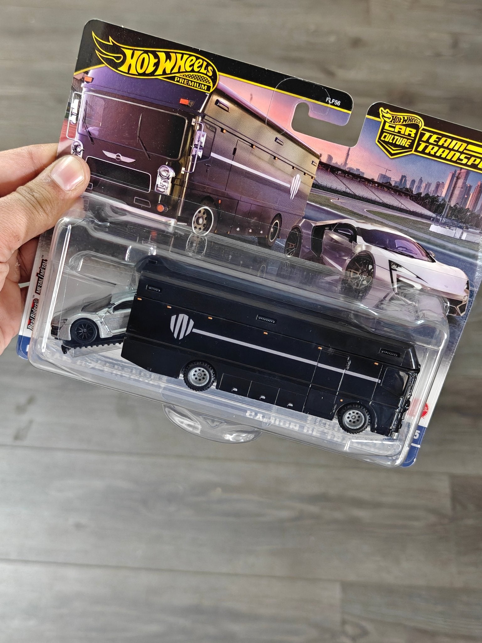 Premium Hot Wheels Team Transport Lykan Hypersport And Euro Hauler (Imported) - Kinder Logs