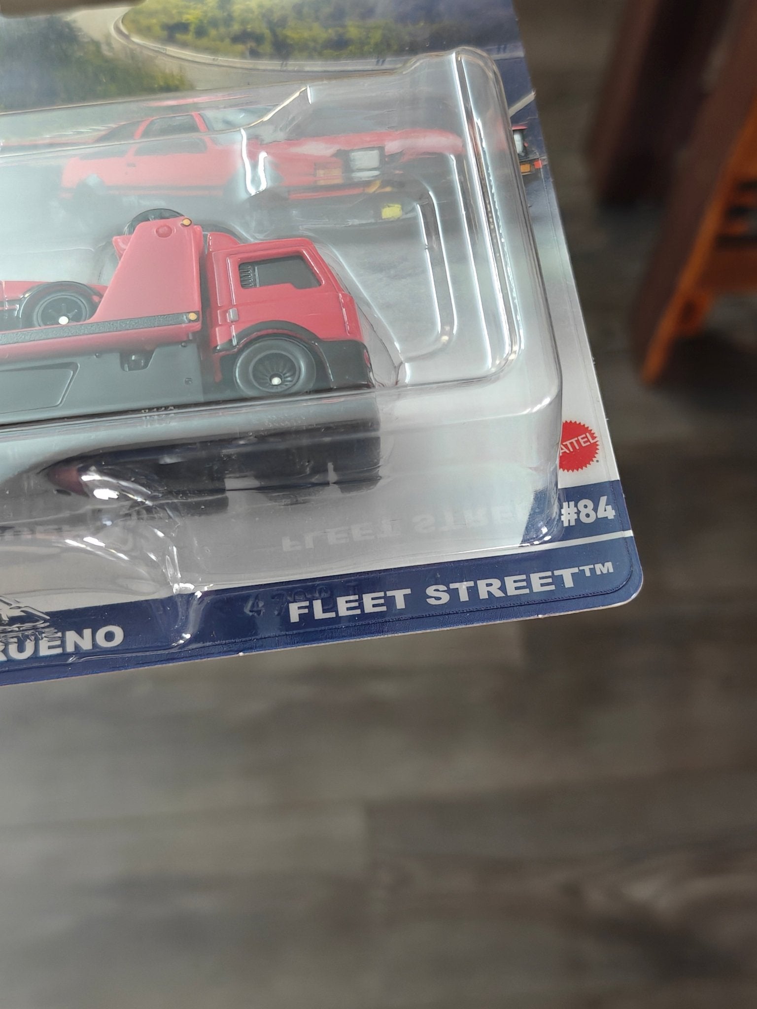 Premium Hot Wheels Team Transport Toyota AE86 Sprinter Trueno & Fleet Street - Kinder Logs