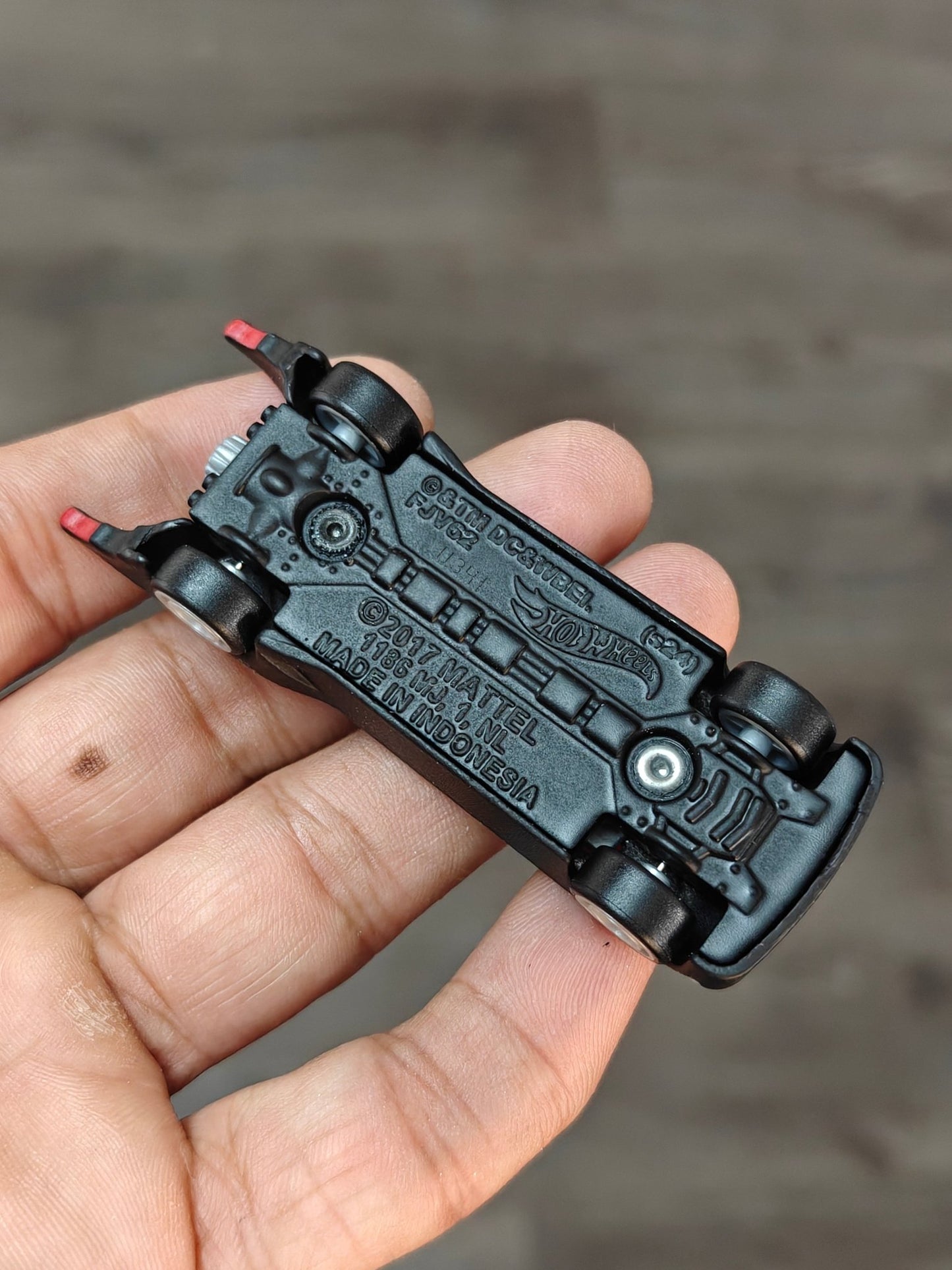 Premium Hot Wheels 'The Animated Series Batmobile' - Matte Black (Uncarded - New) - Kinder Logs